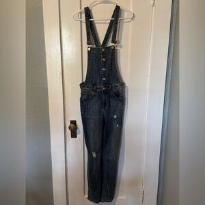 Guess overalls with rose buttons